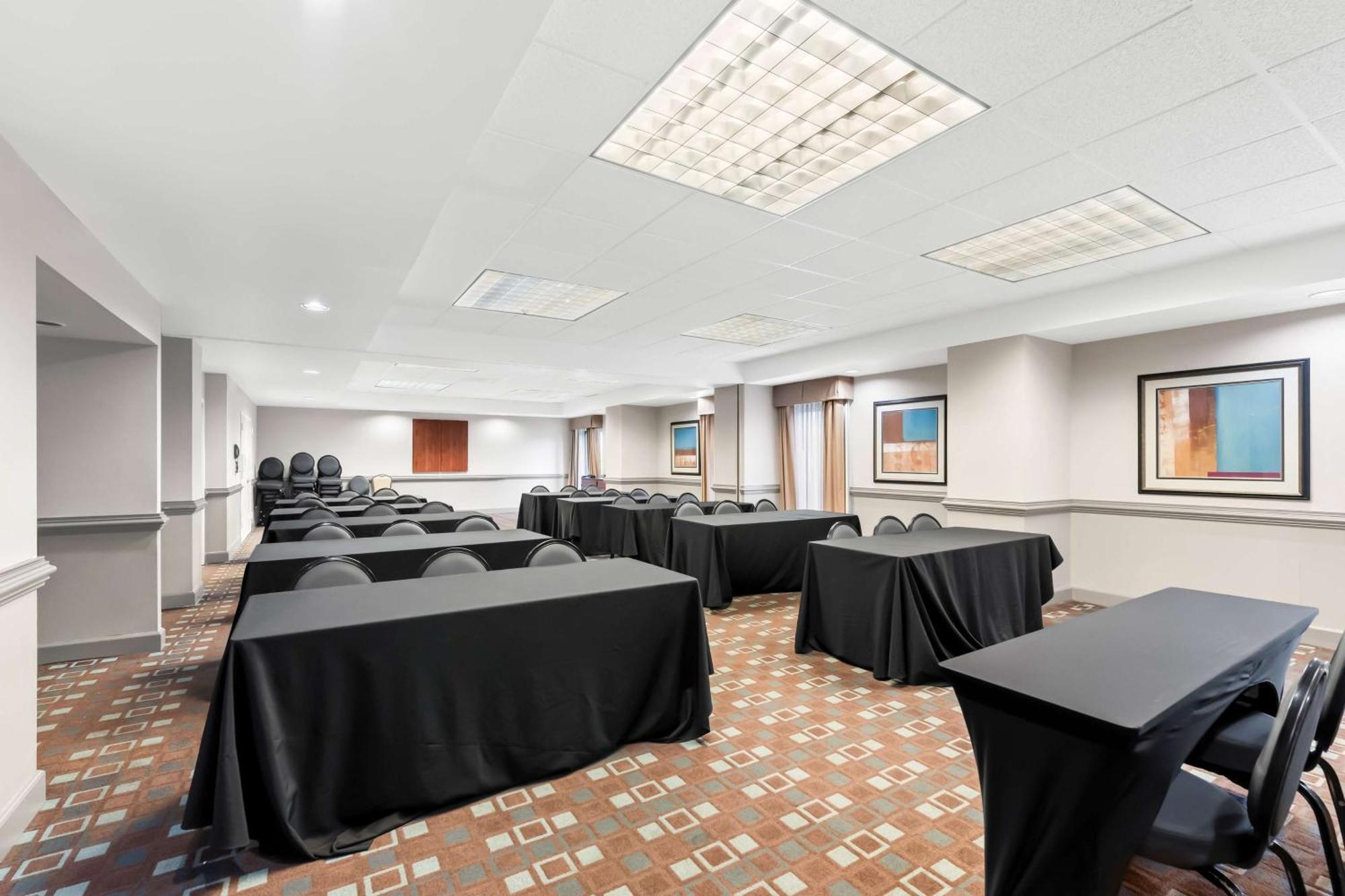 Hampton Inn Pennsville Eksteriør billede