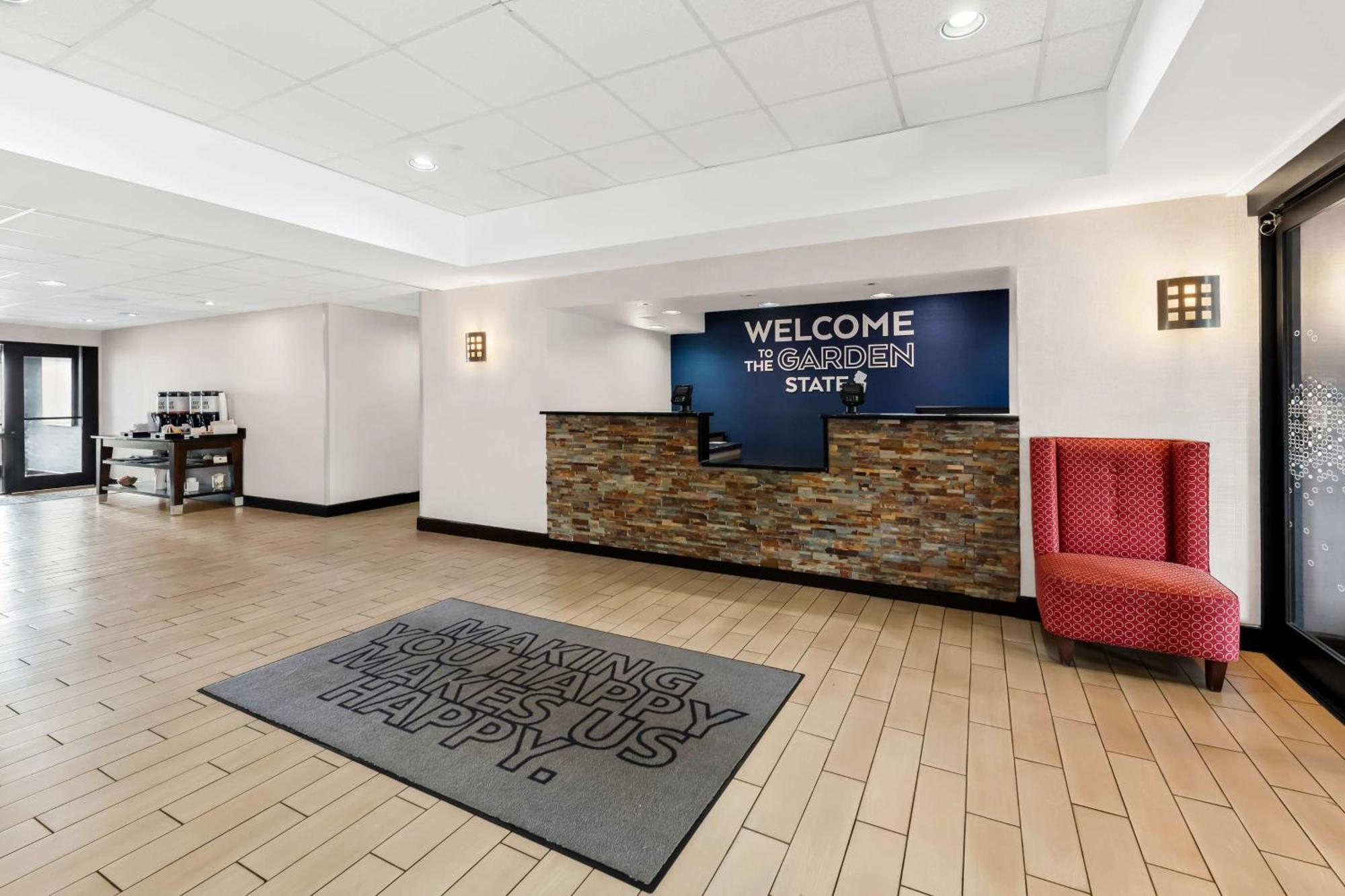 Hampton Inn Pennsville Eksteriør billede