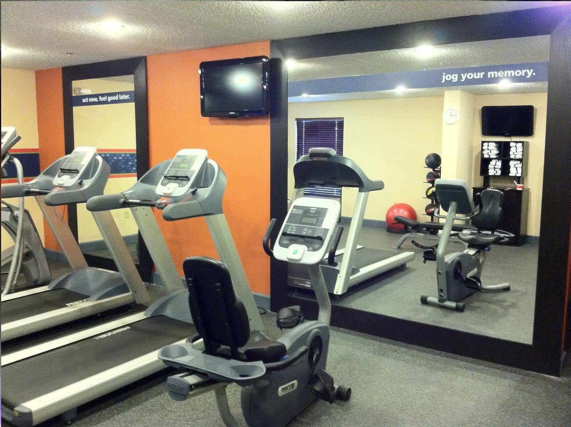 Hampton Inn Pennsville Eksteriør billede